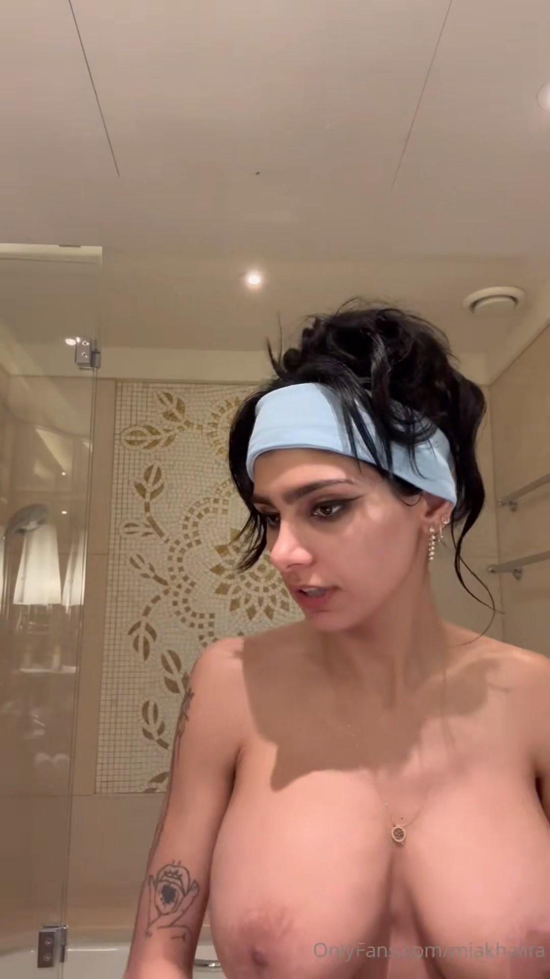 Mia Khalifa Nude Bathroom Prep OnlyFans Video Leaked Lewd Influencers